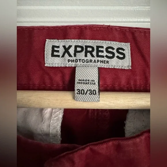 EXPRESS Men’s Chino Pants - Picture 2 of 3